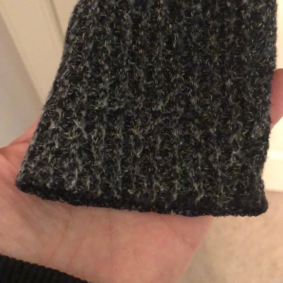 Great Condition 8/10 American Eagle Cardigan - Picture 3 of 3